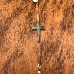 Elegant brown leather Cross bracelet
